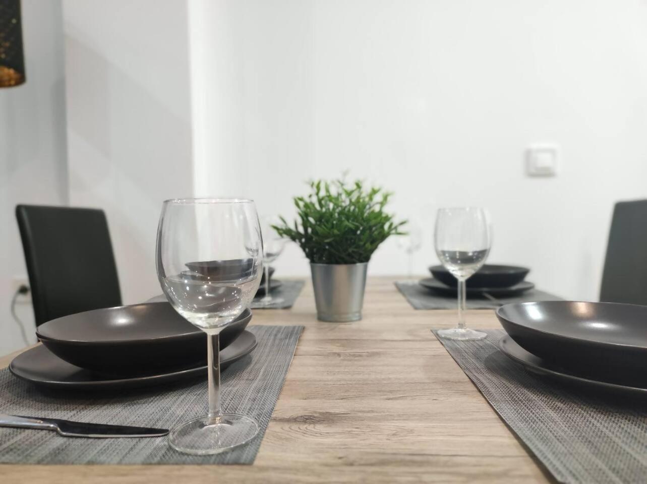 Ohana Home 1 Malaga Ngoại thất bức ảnh